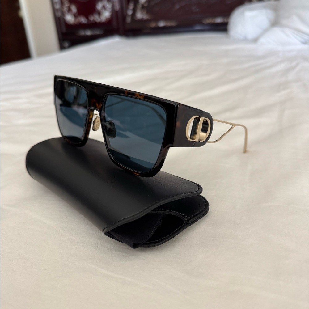 Dior 30MONTAIGNE sunglasses